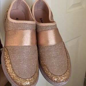 Soft pink shoe